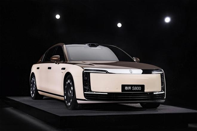 刻揭开尊界S800“科技旗舰”的神秘面纱凯发K8旗舰厅AG客服自主智能的觉醒时(图13)